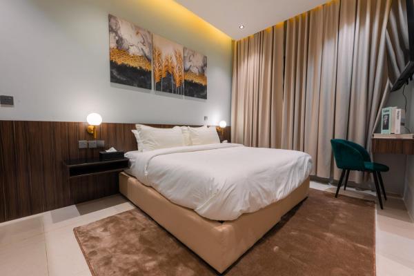 Riyadh luxury الياسمين 2, Book  Riyadh Region hoteller med parkering, Parkering