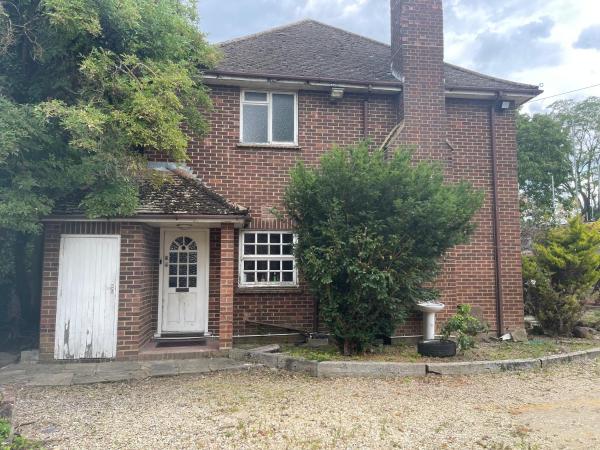 Montpelier House, Book  Dunstable Bedfordshire