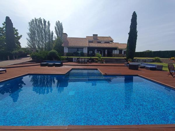 La Traviesa,Villa de Lujo de 500 m. en el Campo con Piscina, Book  Campo Arcís Comunidad Valenciana