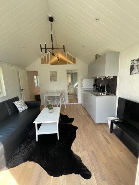 Cottage Sanna, Book  Småland hoteller med parkering, Parkering