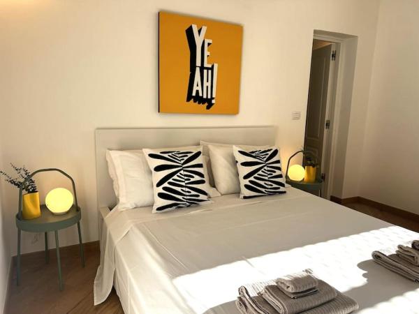 Liberty Villa 2, Book  Bari Bari Province