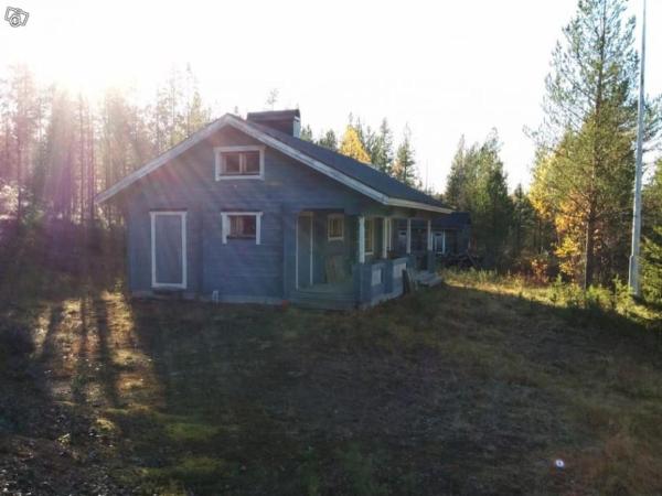 Kimppa-cabin / Дом в лесу у озера, Book  Kolari Lapland Finland