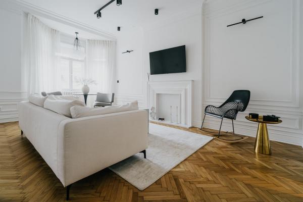 Cosmopolitan Hideaway, Book  Novi Sad Vojvodina