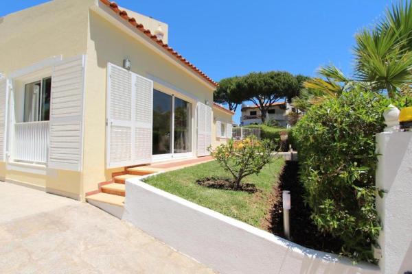 Modern Vilamoura Villa Close To Pinhal Golf Villa Maelou 4 Bedrooms, Book  Quarteira 