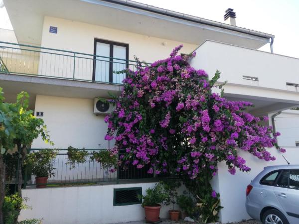 Apartmani Danica, Book  Pirovac Sibenik-Knin County