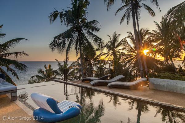Nisala Suites, Book Hotel Hoteller i Walgama med pool, Swimmingpool