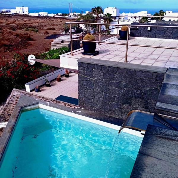 Villa Atlantis, Book  Las Brenas Lanzarote