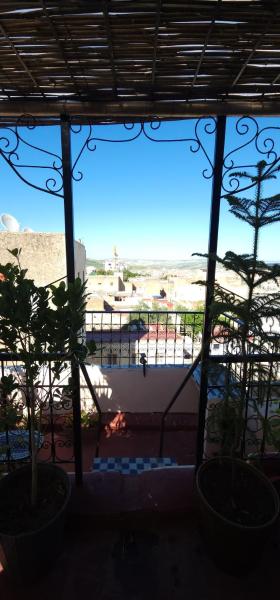 Riad zineb, Book  Fez Fes-Meknes