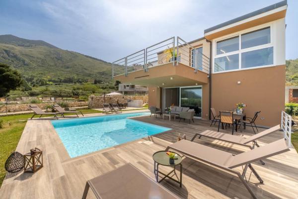Villa Soho, Book  Balata di Baida Sicilien