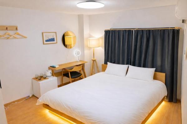 NIKYO Shinsaibashi East OSAKA 2-3pax Apt, Book  Sakai 