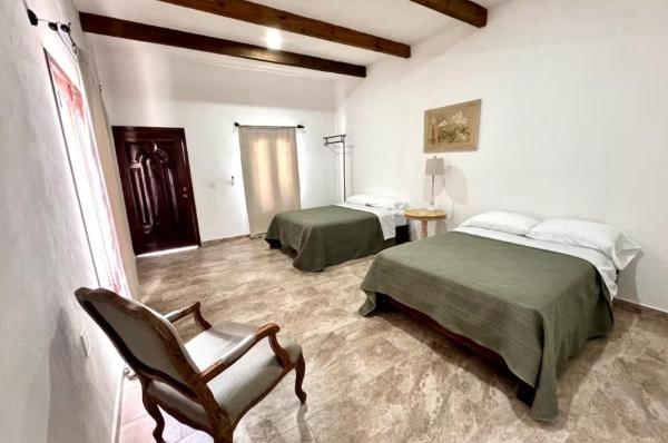 Hotel Carretas 2, Book  El Bajio hoteller med parkering, Parkering