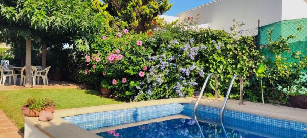 Clarona, Book  Cala en Blanes Menorca