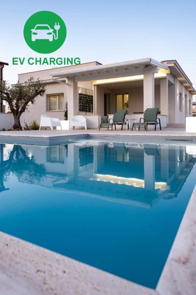 Villa Kora Suites&Pool, Book  San Leone Agrigento Area
