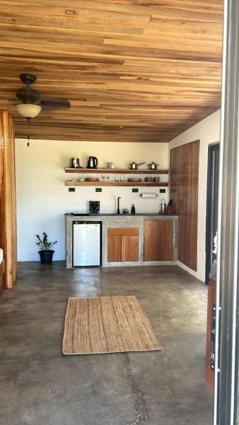 Cabina Tropically, Book  San Francisco Guanacaste