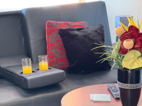 PRIME LOCATION Luton home, Book  Luton Bedfordshire