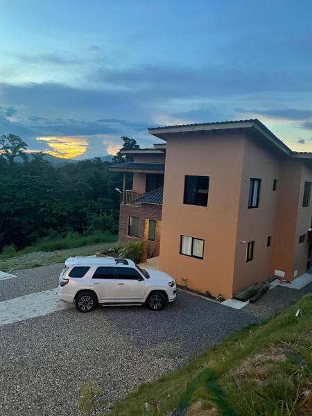 Villa RG, Book  Jarabacoa La Vega