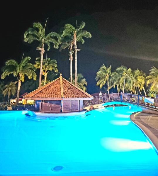 TI OASIS Dominica - Piscine et Plage Village-Club, 1 chambre 1 salon, Book  Fort-de-France hoteller med pool, Swimmingpool