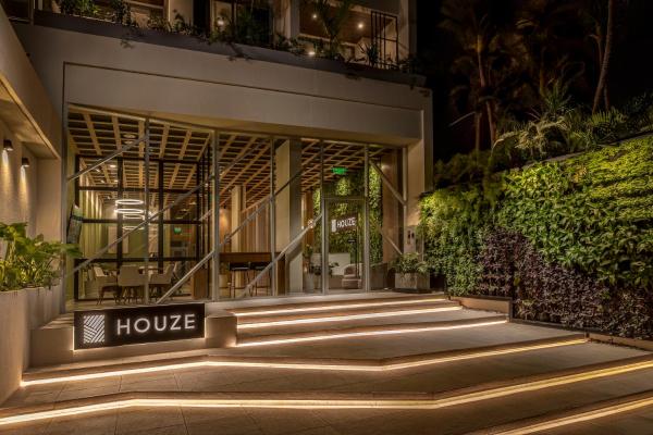 HOUZE Residences - By AVA Rentals, Book  Hoteller i Asunción med parkering, Parkering
