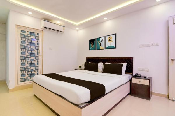 Hotel O Acroview, Book  Ballygunge 