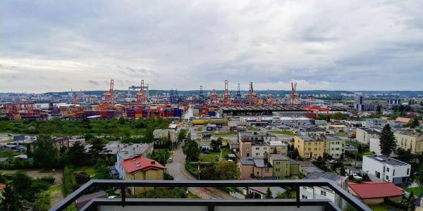 Pokoje Gdynia Port, Book  Pomerania hoteller med parkering, Parkering
