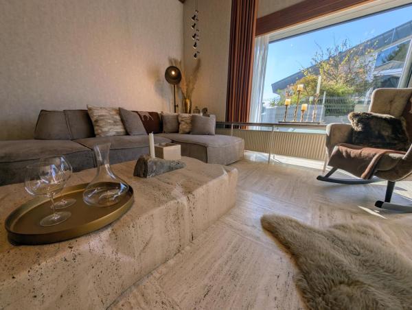 Villa Steinmetz - Whirlpool, Bar & Köln in 20 Min, Book  Bergisch Gladbach Bergisches Land