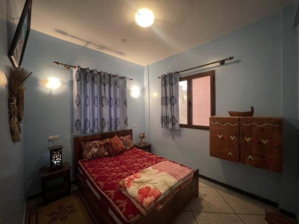 Family Friendly Apartments in the Heart of Tamraght with Rooftop Access, Book Lejlighed Agadir 
