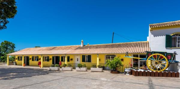 Quinta do Moinho, Book  Loulé 