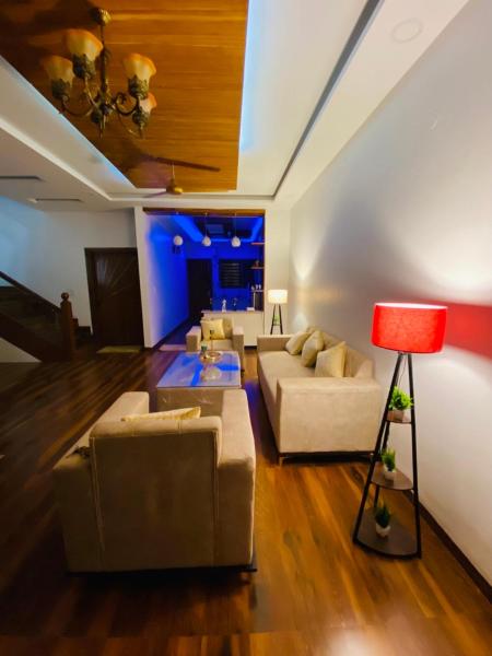 3BHK Stay Royal Villa in Mohali, Book  Zirakpur Haryana