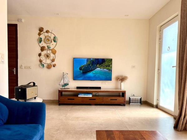 The Greendoor Villa - Veera Casa, pool, near beach, Book  Assagao 