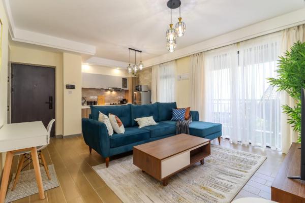 beautiful two bedroom apartment with heated swimming pool fully equipped gym ample parking space and relaxing rooftop with breathtaking city views, Book  Nairobi hoteller med parkering, Parkering