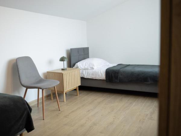 Pokoje Paderewskiego 34, Book  Pomerania hoteller med parkering, Parkering