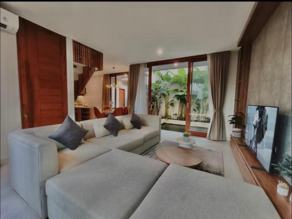 Villa Mirana, Book  Badung hoteller med parkering, Parkering