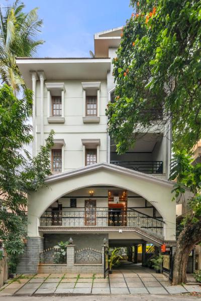 Wooden Whispers Traditional Luxe Spacez Villa, Book  Bangalore Bangalore