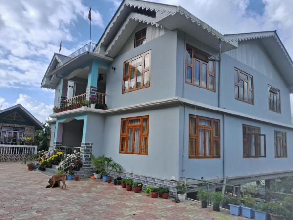 Kashyap Homestay, Book  Soreng Sikkim
