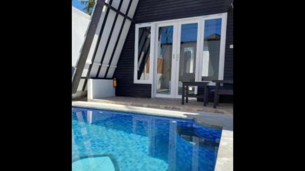 Resort Gili Trawangan - Private Pool Bungalow, Book  Gili Trawangan 