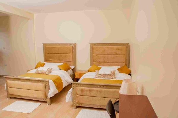 Pekasa Palace Hotel, Book  Fort Portal Western Uganda