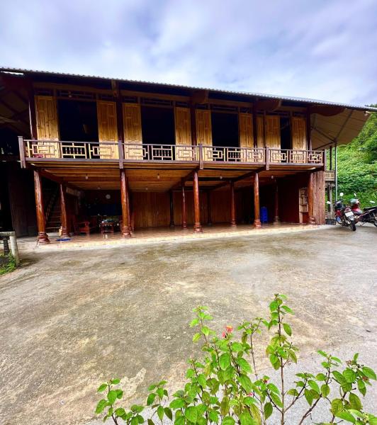 Bản Liền Trà hills homestay, Book  Bac Ha 