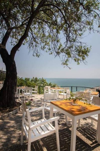 Bunaglows Panoramic Beach Village, Book  Dobrich Province hoteller med pool, Swimmingpool