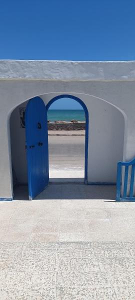 La Brise de Djerba, Villa de Charme en bord de mer à Al Jazira, Book  Merzaia 