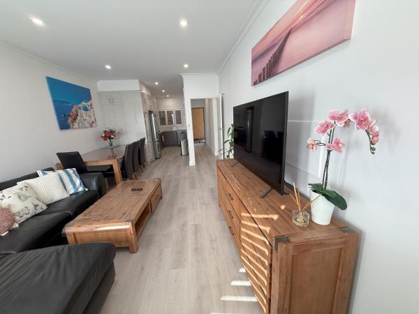 Happy BNB at Beach side semaphore park, Book  Port Adelaide Adelaide