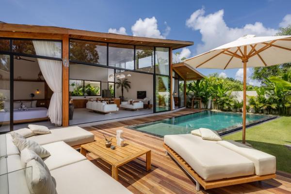 Brand New 3BR Designer Villa - Heart of Uluwatu, Book  Hoteller i Bali med pool, Swimmingpool