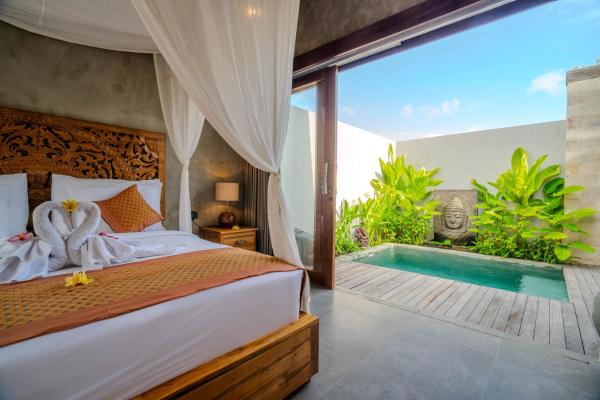 Katamaya Villa, Book  Kalimantan hoteller med pool, Swimmingpool