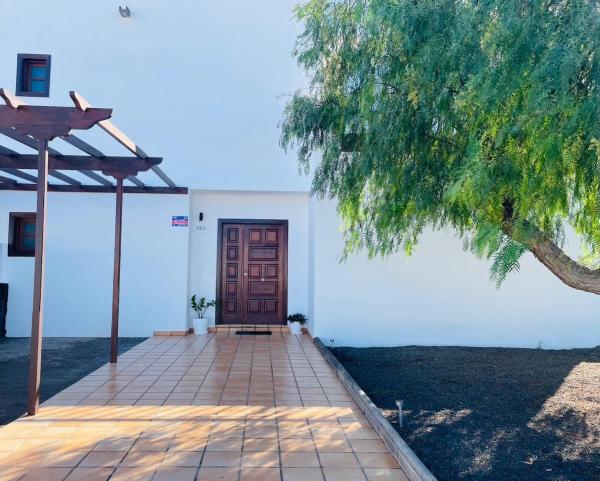 Villa Laika, Book  Playa Blanca 