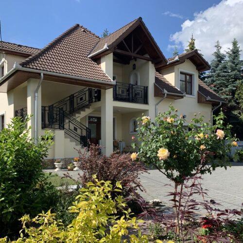 Bálint Villa Vendégház, Book  Miskolctapolca 