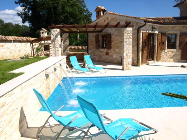 Villa Ema, Book  Radetići Central Istria