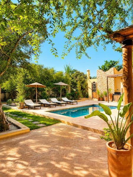 Maison Zina, Book  Marrakech-Tensift-Haouz hoteller med pool, Swimmingpool
