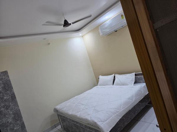 Green Homestay, Book  Bahadrabad Uttarakhand