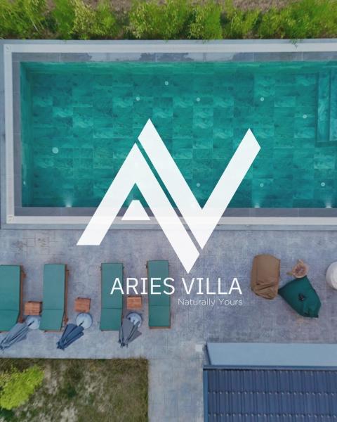 Aries Villa Albania, Book  Tirana County hoteller med pool, Swimmingpool