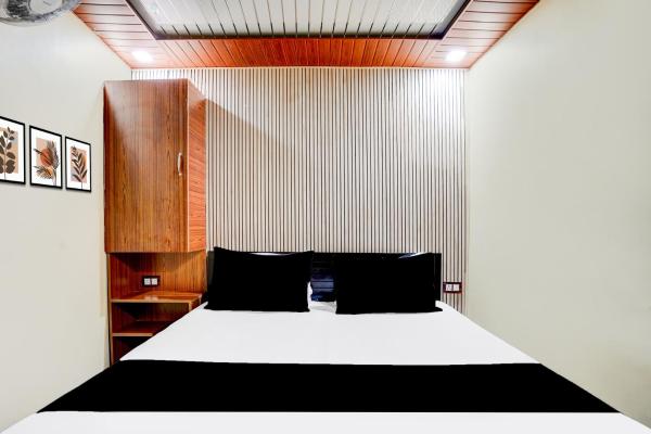 SPOT ON Hotel Doon Lotus | Iconic Rooftop Cafe | Party Hall, Book  Clement Town Uttarakhand
