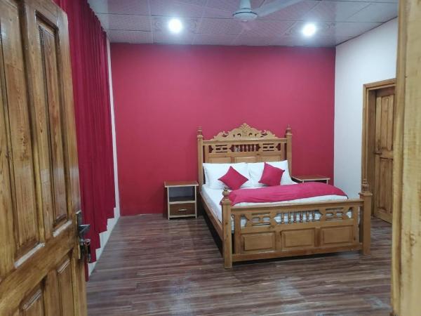 Neelum Lodges & Khan Shinwari Restaurant, Book  Dargai Balochistan